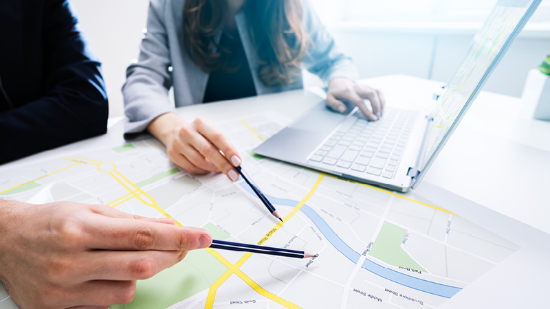 AdobeStock-330255158-planungsrecht-in-der-immobilienbewertung-wie-das-planungsrecht-den-immobilienwert-beeinflusst